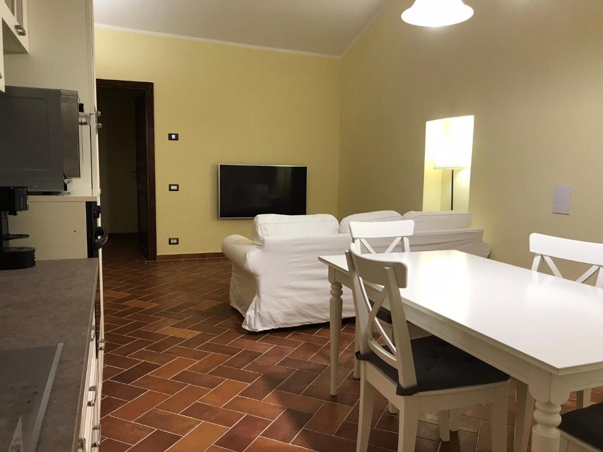 Rosa Di Maggio Apartamento Pari Exterior foto