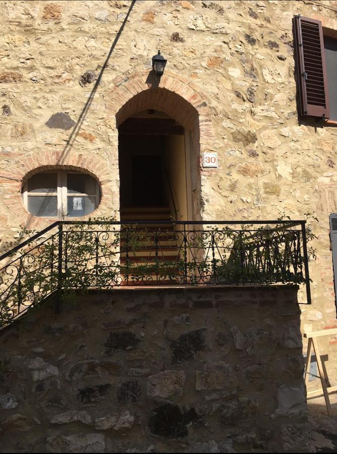 Rosa Di Maggio Apartamento Pari Exterior foto