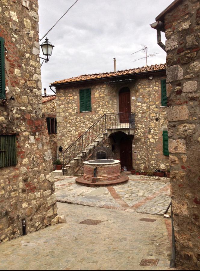 Rosa Di Maggio Apartamento Pari Exterior foto