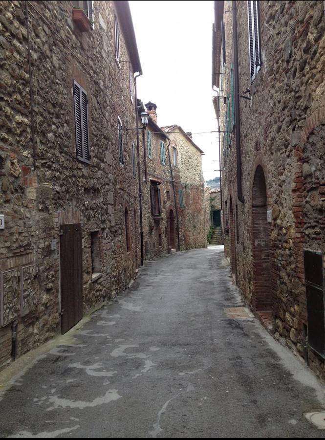 Rosa Di Maggio Apartamento Pari Exterior foto
